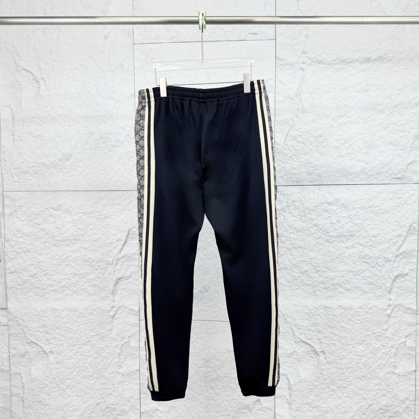 99新 GUCCI/古驰 L码/侧边logo黑色松紧休闲裤/16611760