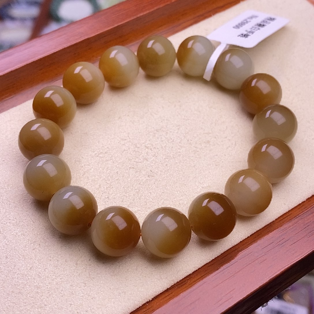 颈饰未镶嵌和田玉新疆且末糖白手链12m