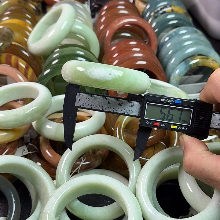 蛇纹石玉合金手镯