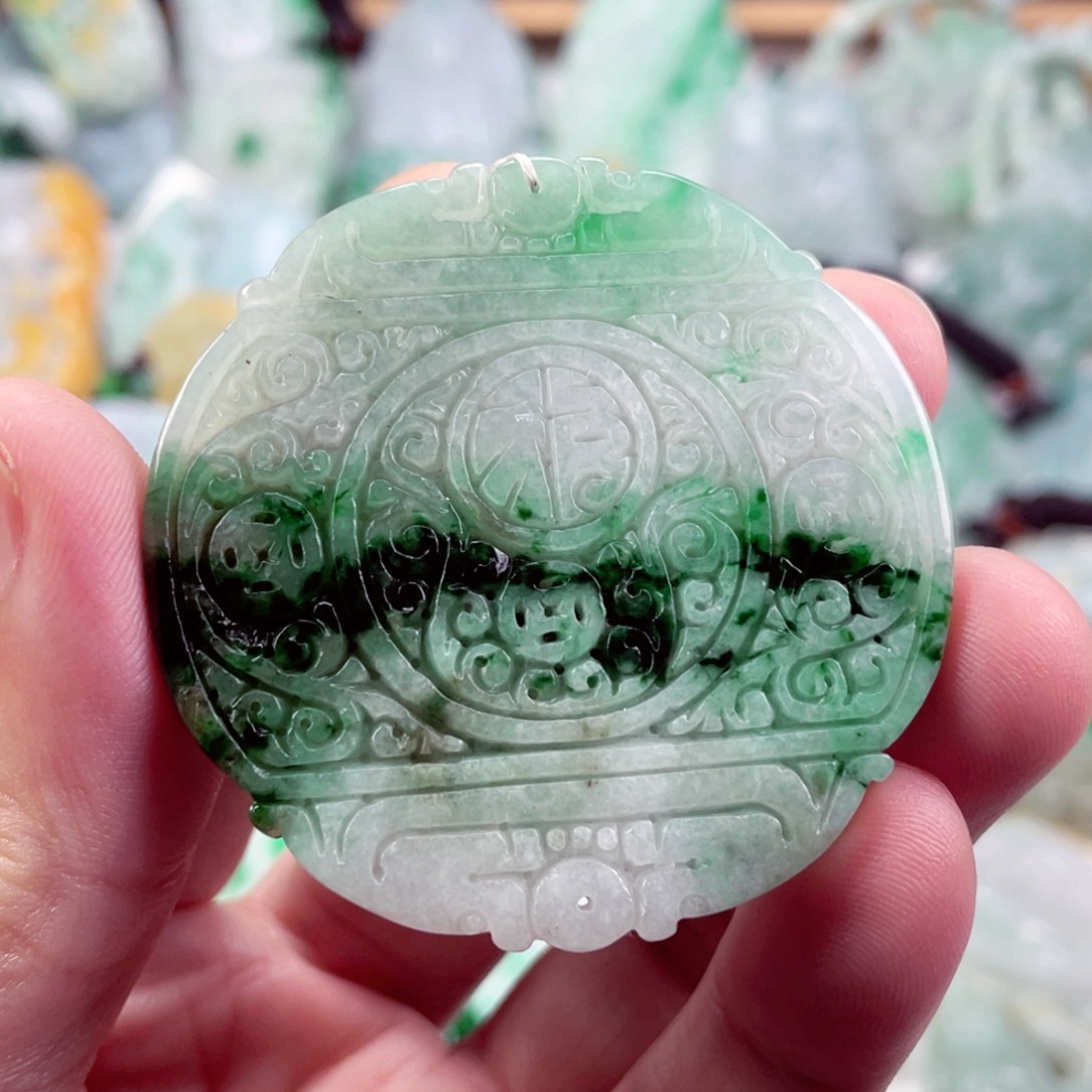 翡翠未镶嵌吊坠(不含链)