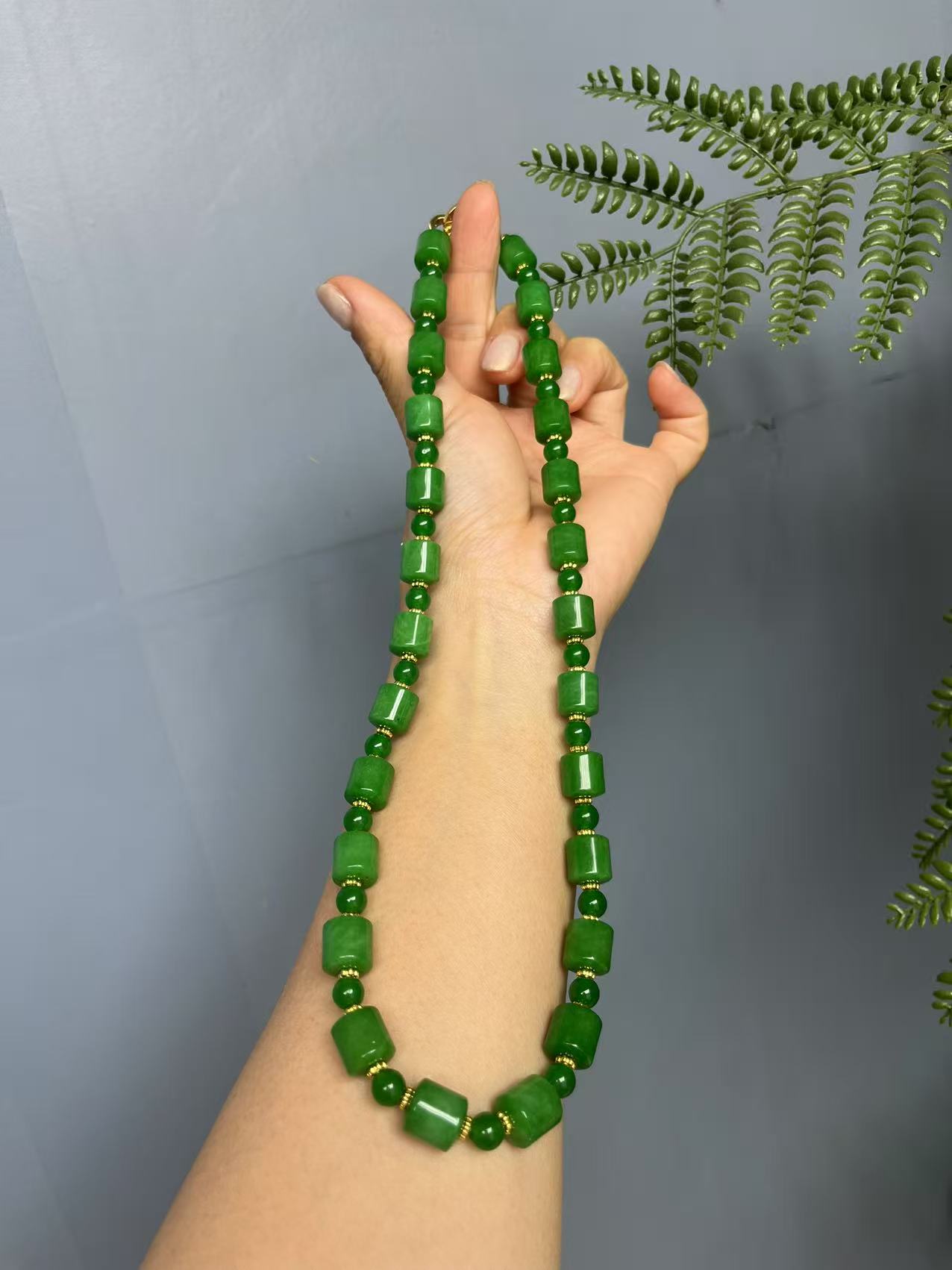 翡翠辣绿14k竹节项链