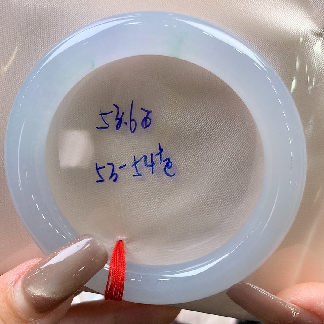 翡翠未镶嵌手镯53.6圆条