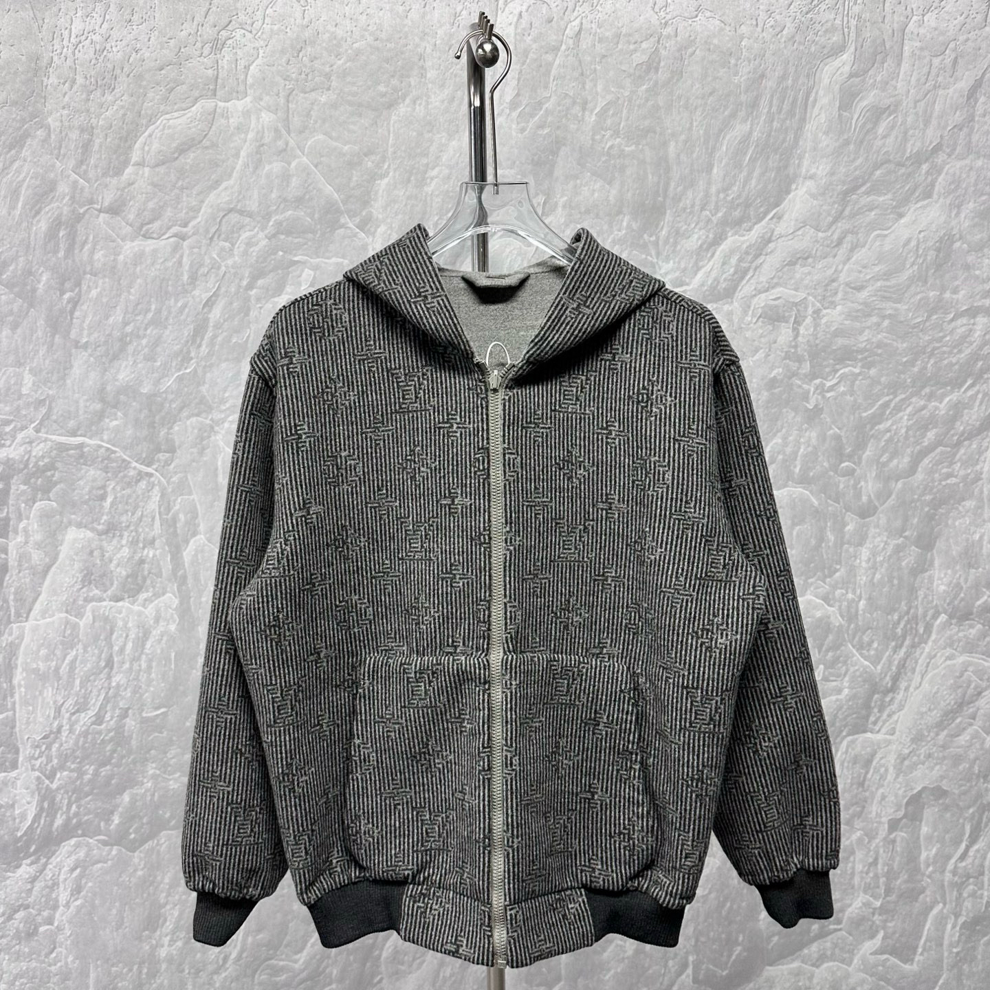 未使用 LouisVuitton/路易威登 别针双面羊绒外套 46码P01122