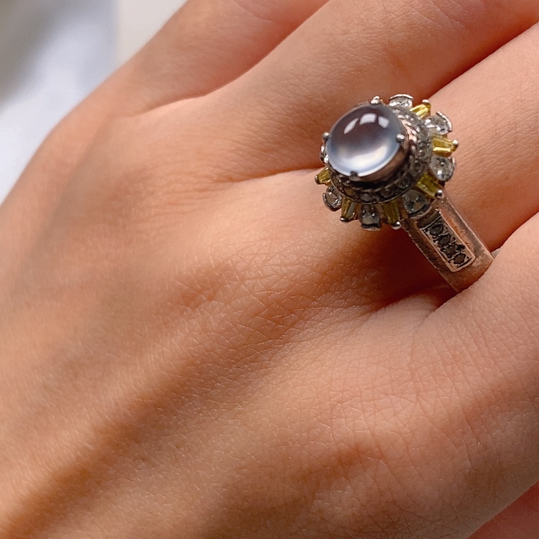 翡翠戒指未镶嵌玻璃种