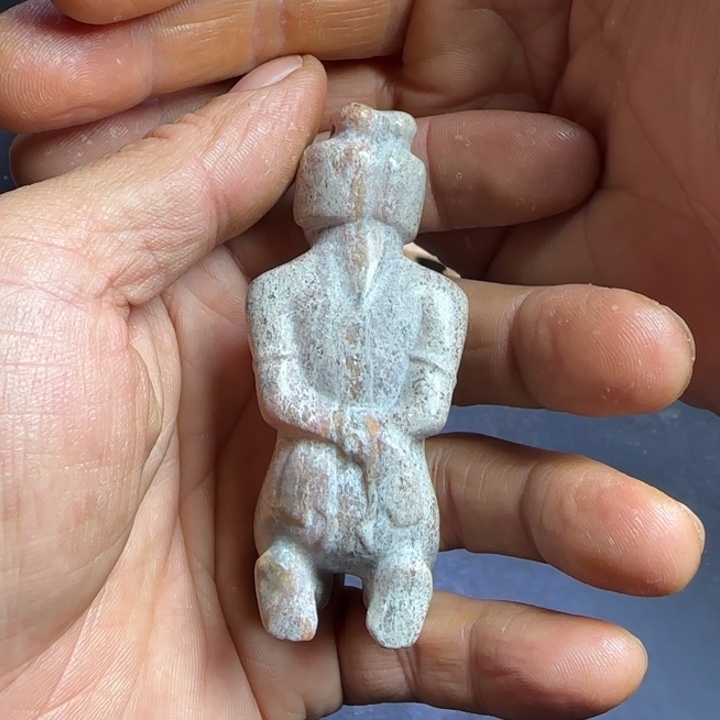 静***远和田玉未镶嵌挂件