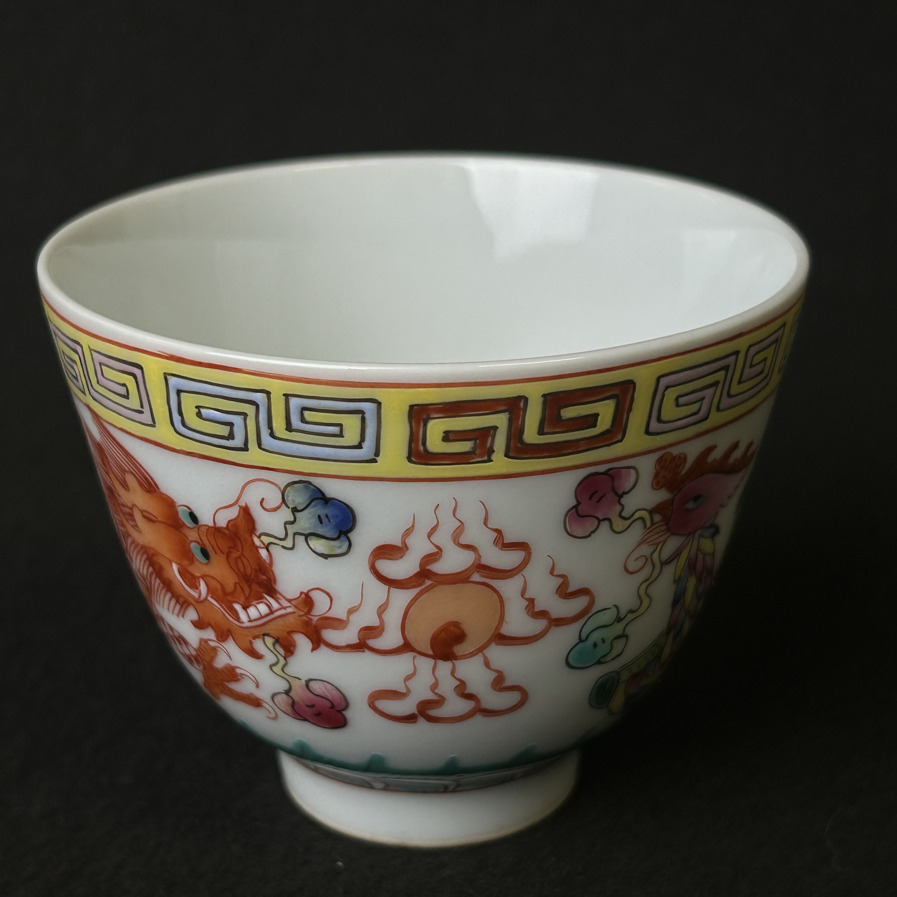 WYTCC2006-011725Q清代粉彩龙纹小盏
