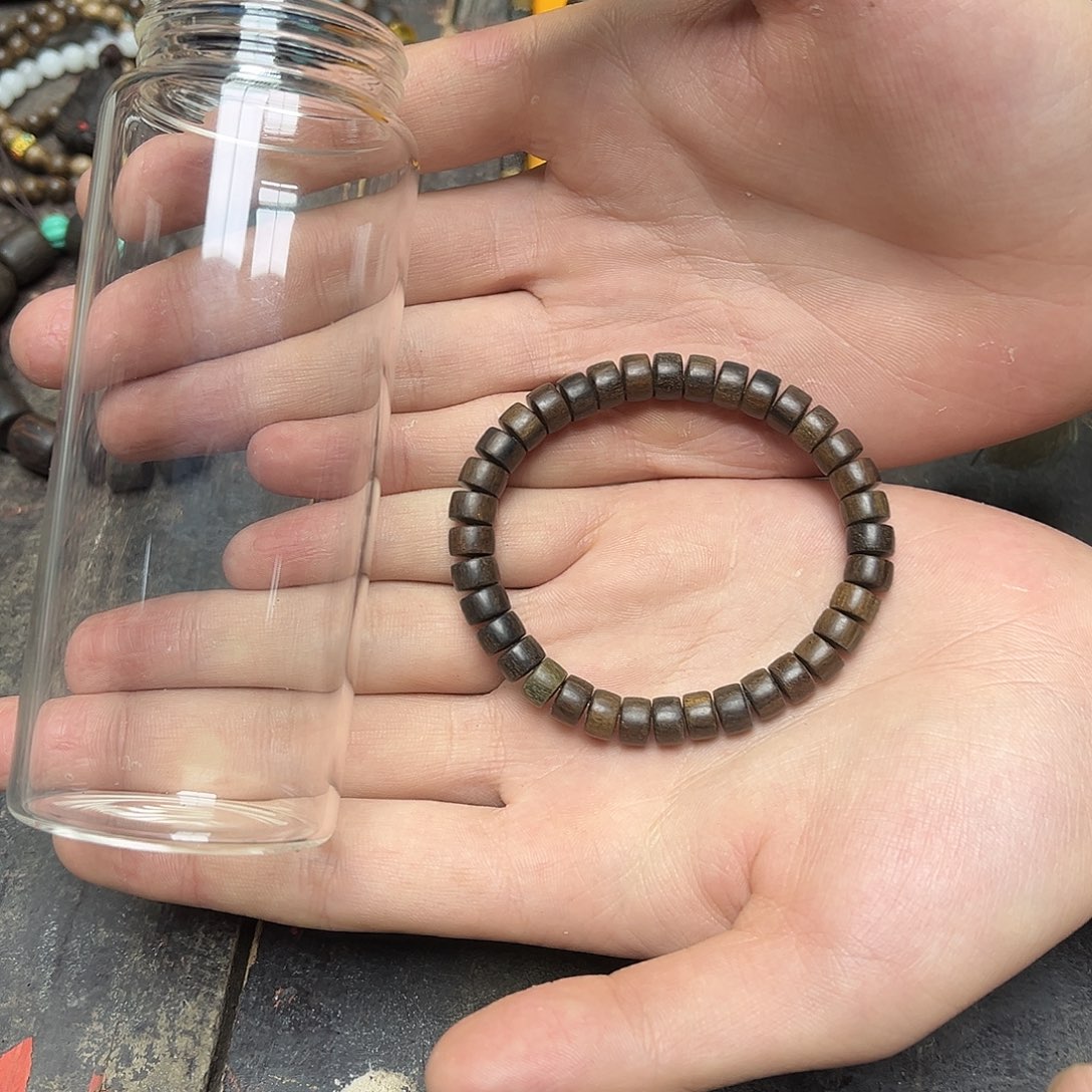 大叶紫檀（黑酸枝木类）