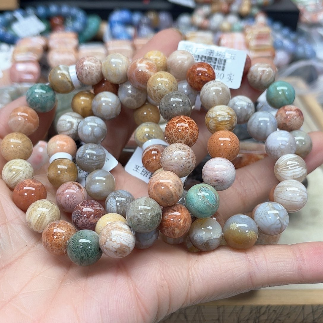 硅化珊瑚（珊瑚玉）手链未镶嵌小****兔615