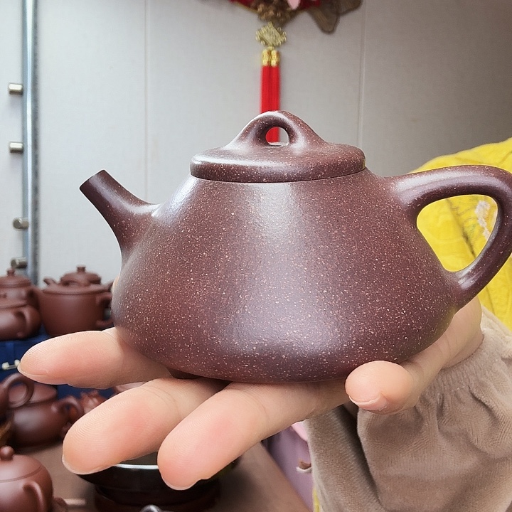 龙***白茶壶紫砂子冶石瓢半手微瑕处理，180毫升