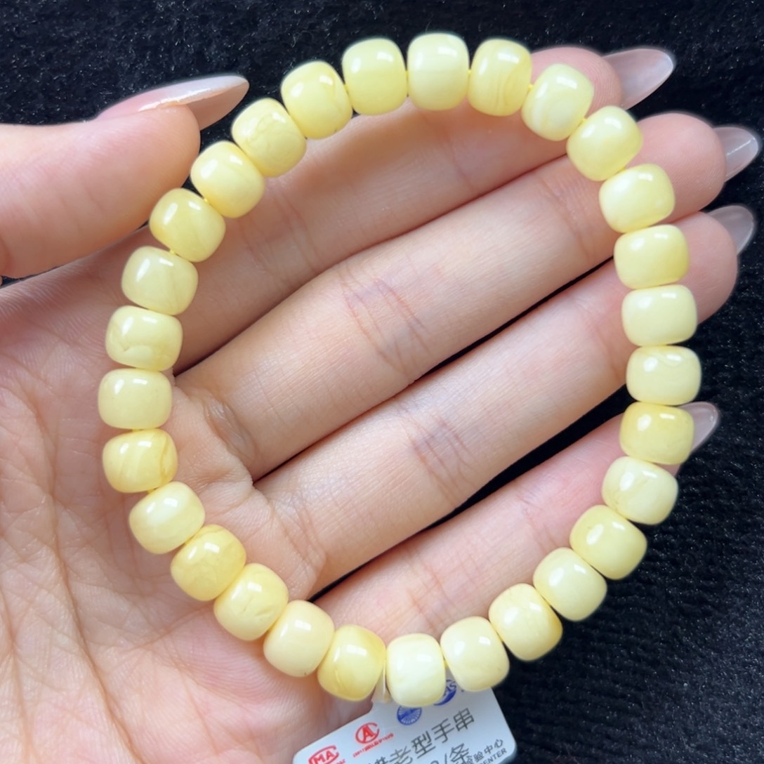 未镶嵌琥珀珠宝奇石