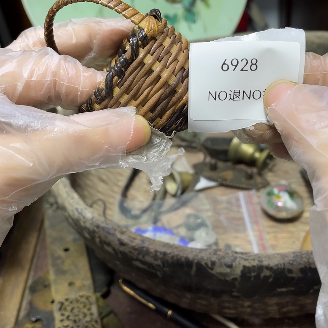 N****瓷片6928号工艺品