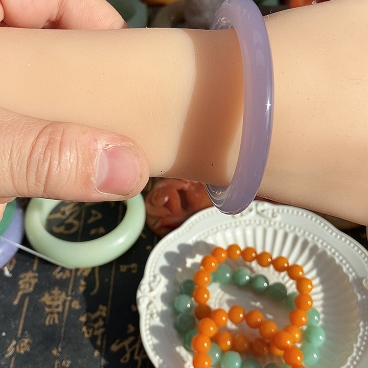 石英质玉未镶嵌手镯