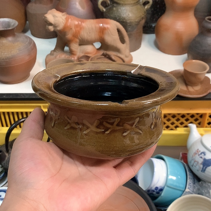 陶瓷材料小碗一个