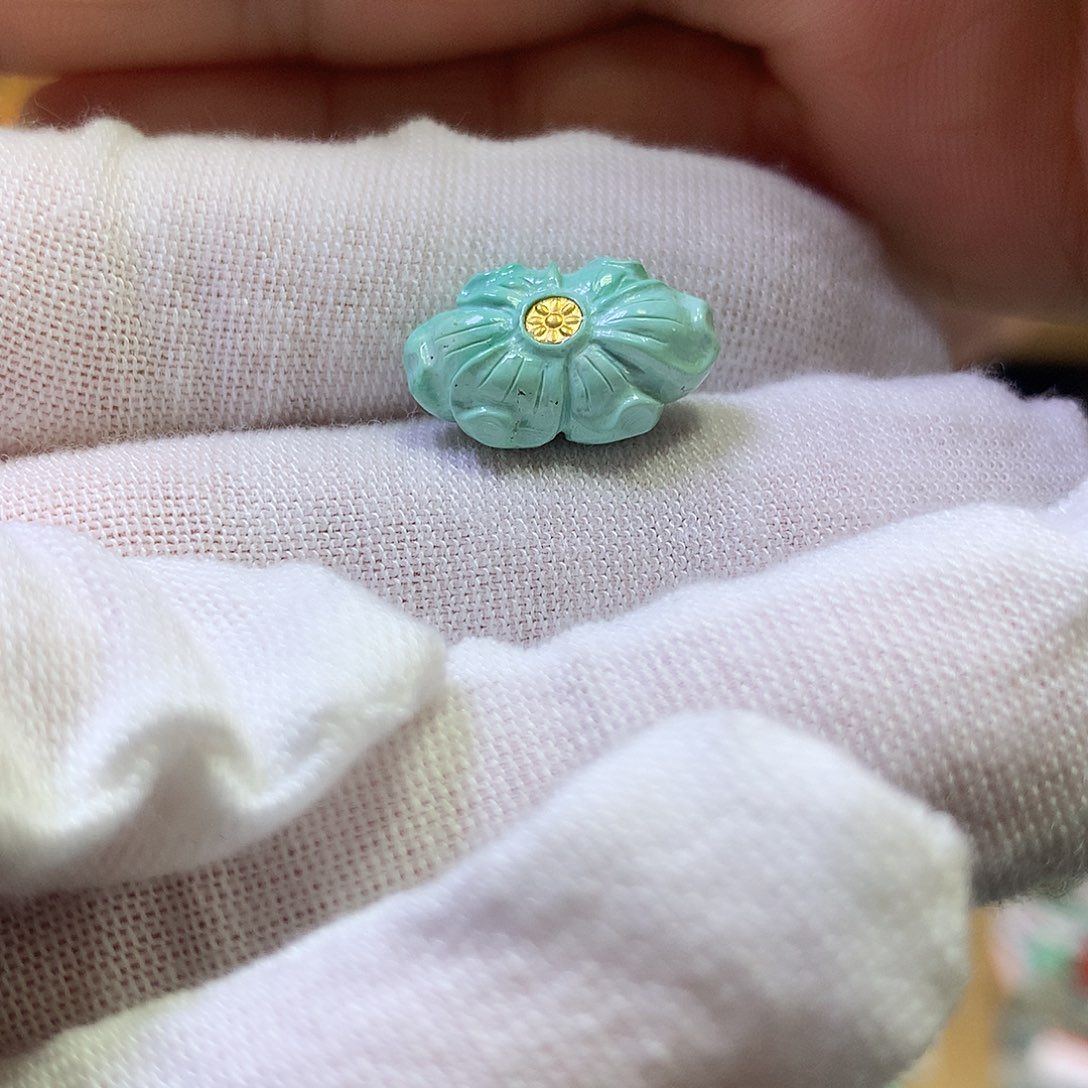 绿松石配饰未镶嵌