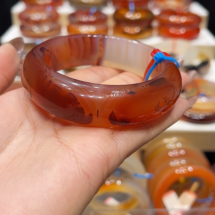 玛瑙/玉髓手镯未镶嵌福利不退不换