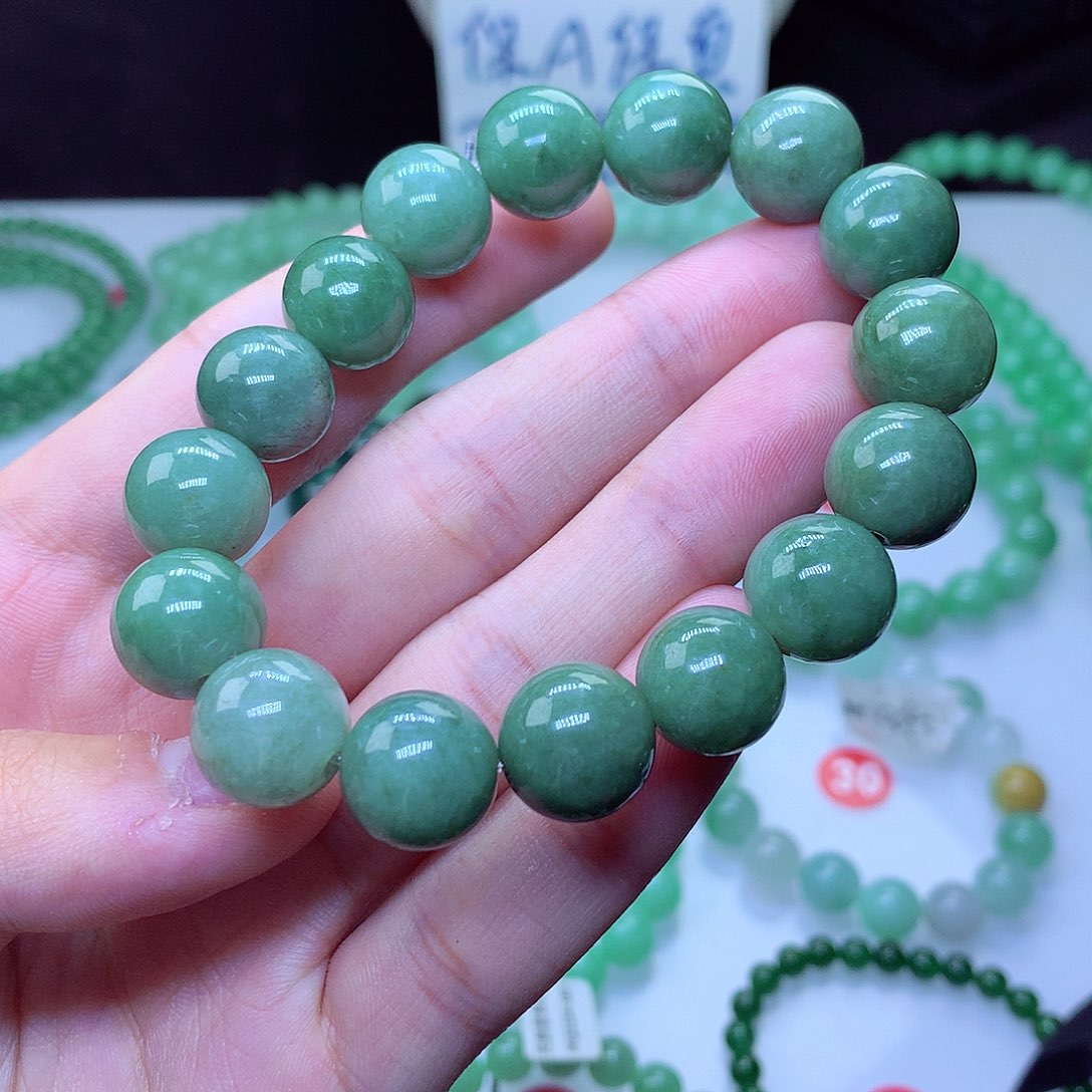 翡翠毛衣链未镶嵌