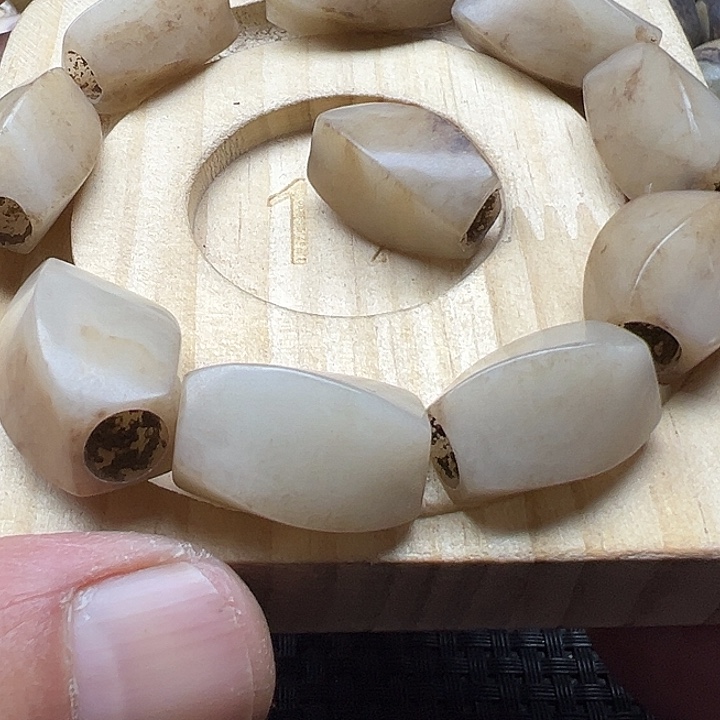 毛***子玛瑙/玉髓未镶嵌手链