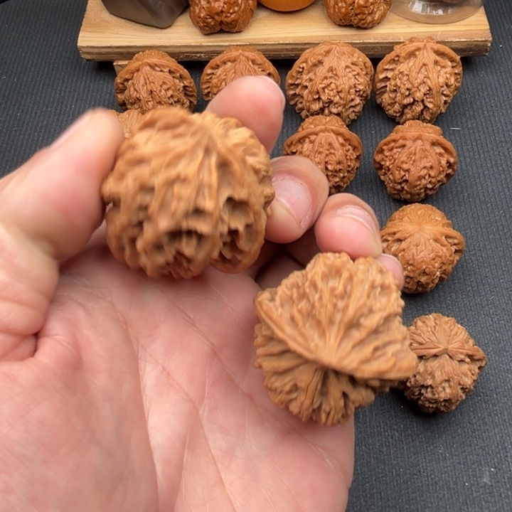 G***h把件文玩核桃苹果园41