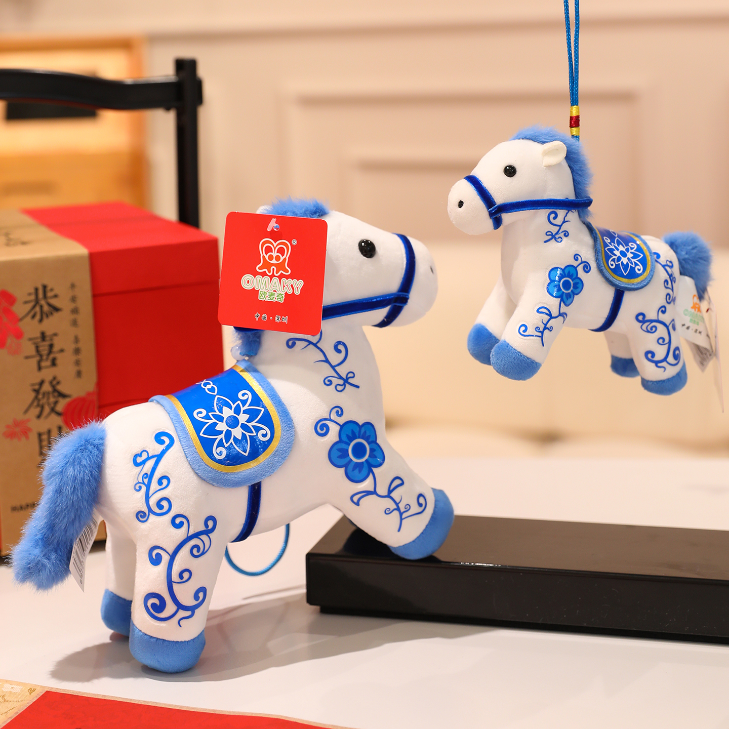 马年吉祥物青花瓷小马公仔挂件中国风毛绒玩具新年室内摆件送朋友