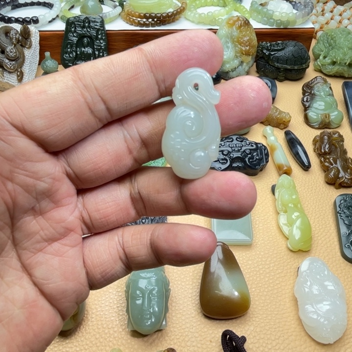 和田玉颈饰未镶嵌定制款