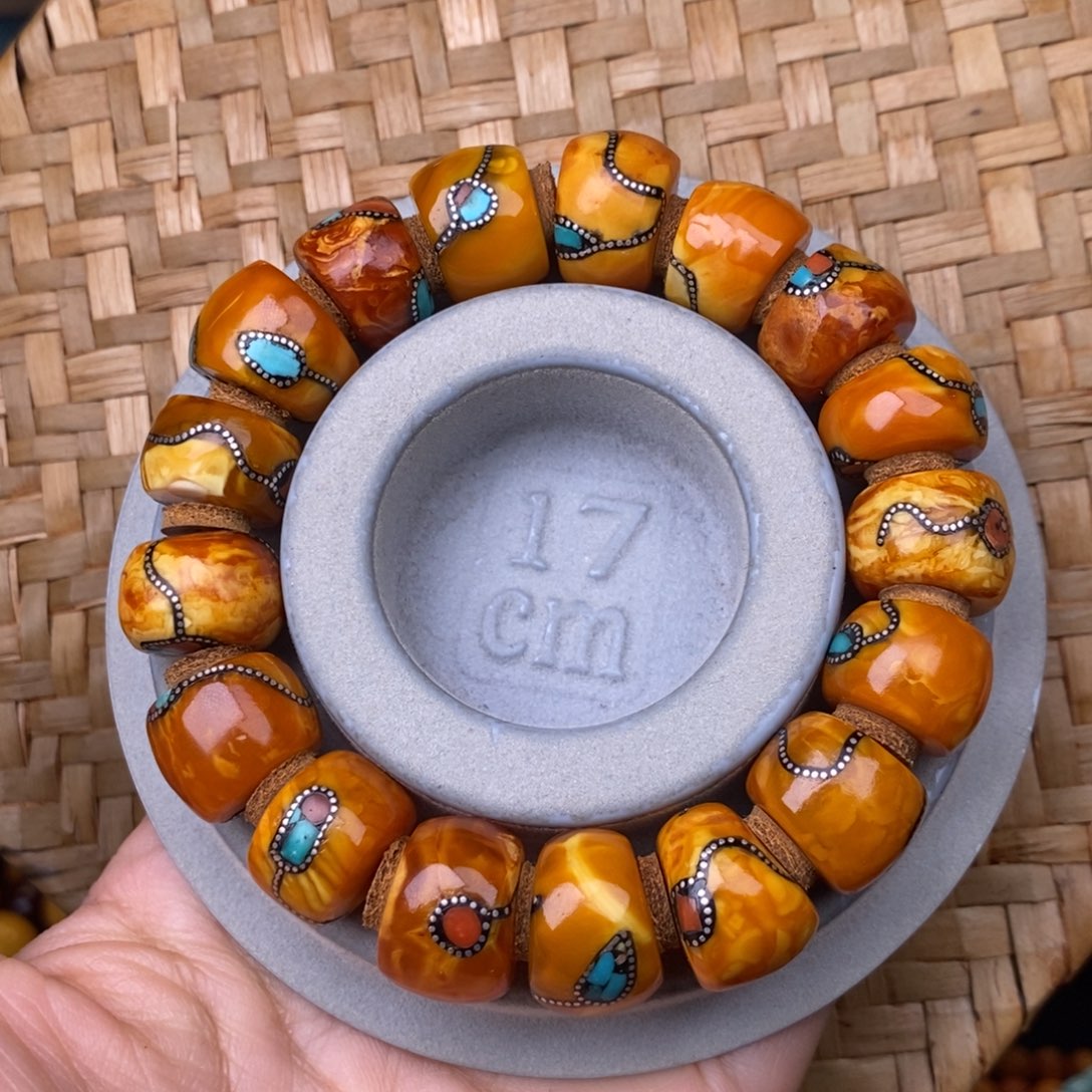 蜜蜡裸石未镶嵌蜜蜡