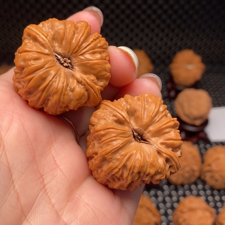 吊坠文玩核桃8凹底37