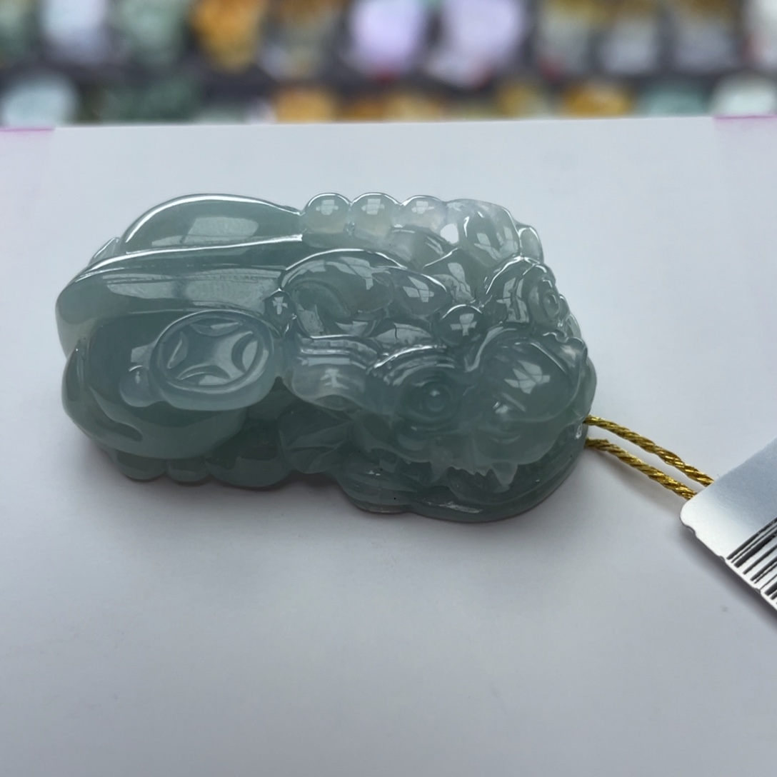 翡翠颈饰未镶嵌貔貅