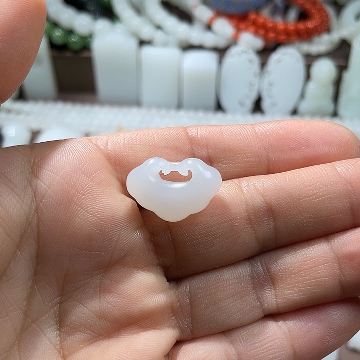 和田玉（白玉）吊坠(赠链)未镶嵌