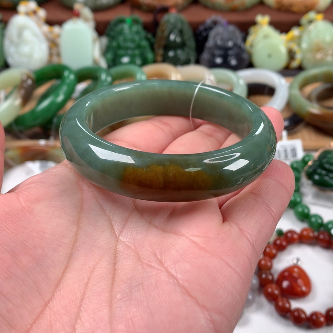 和田玉手镯未镶嵌56.1口径