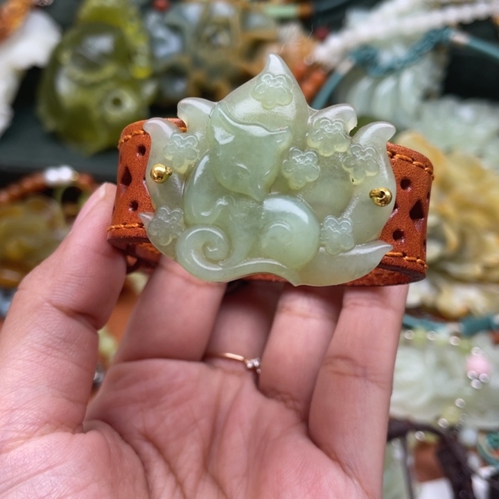 蛇纹石玉手牌合金