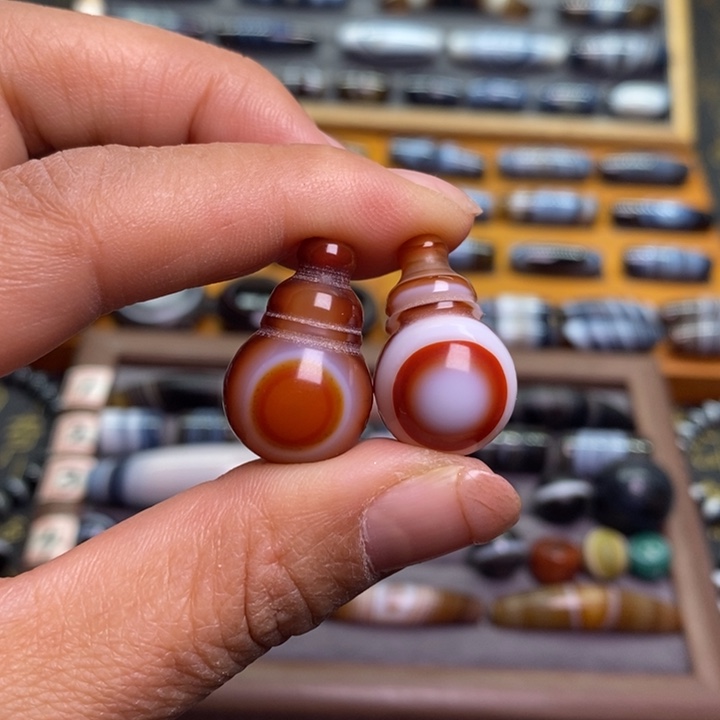 未镶嵌玛瑙/玉髓珠宝半成品L****心