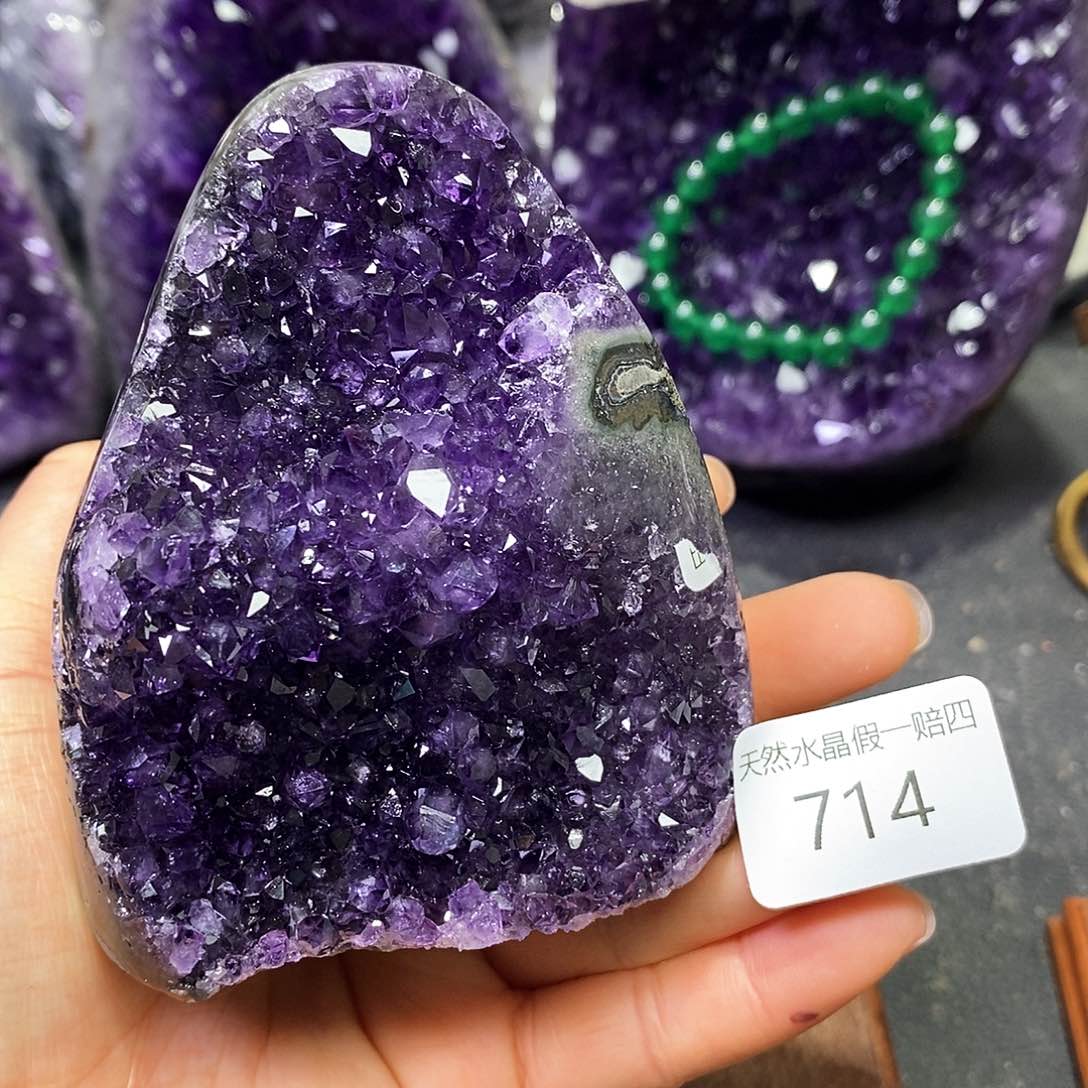 水晶大型摆件（非配饰）未镶嵌