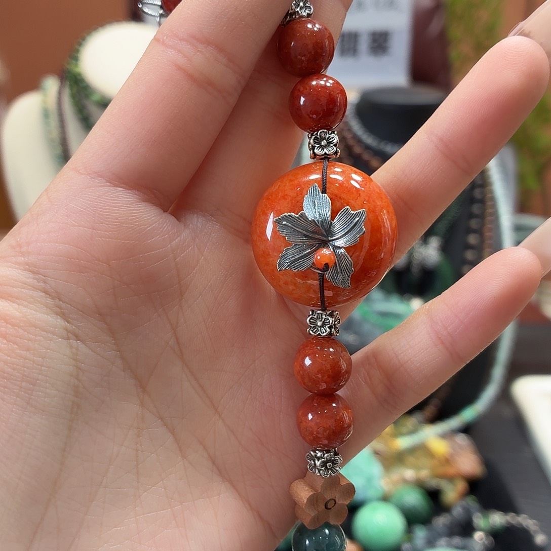 翡翠未镶嵌耳饰手串