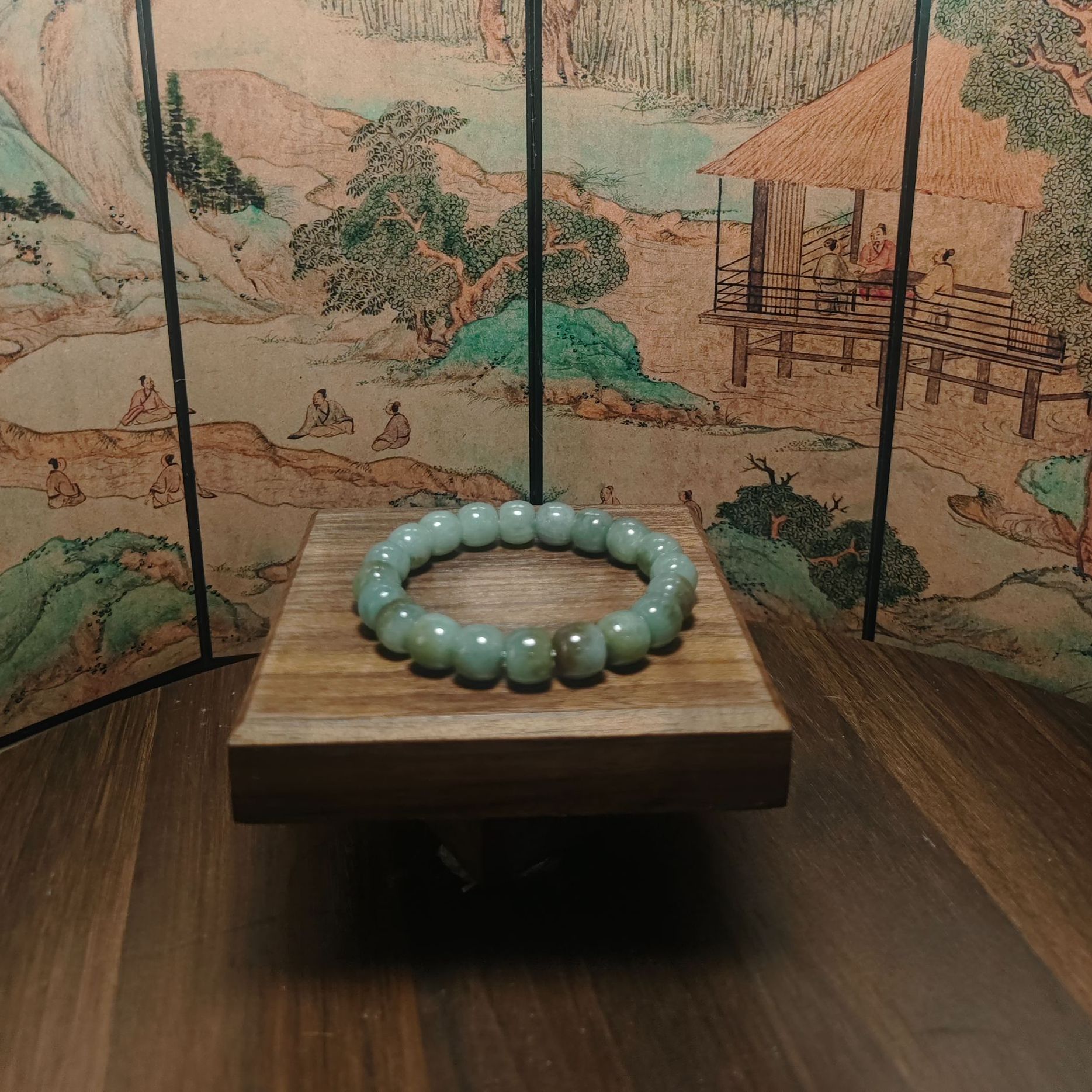 X和田玉且末湖水绿带糖桶珠手串（卡10）0114