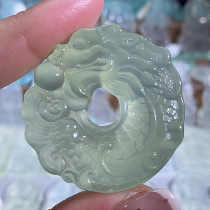 岫玉颈饰未镶嵌吊坠