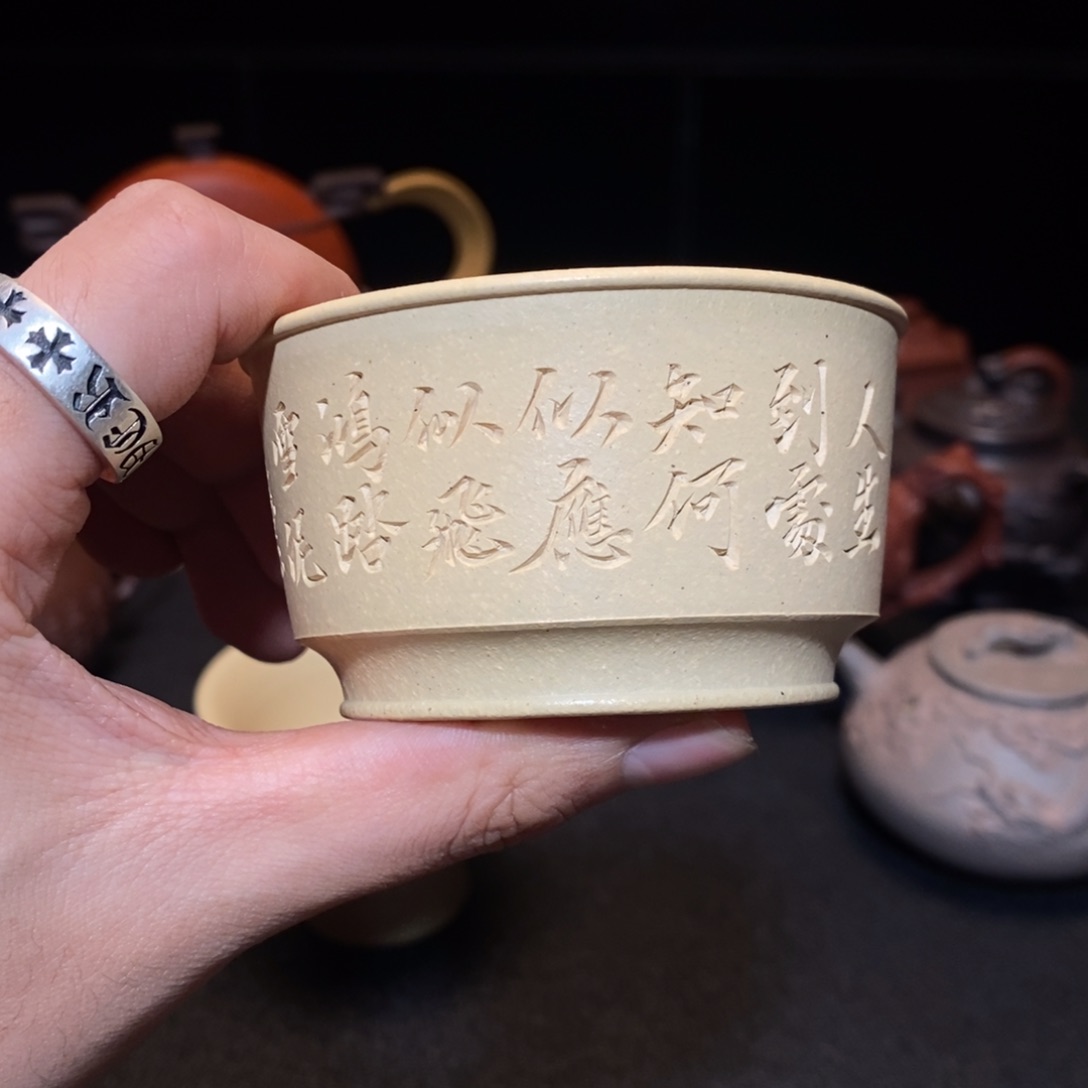 紫砂茶壶向****。1448888999985533