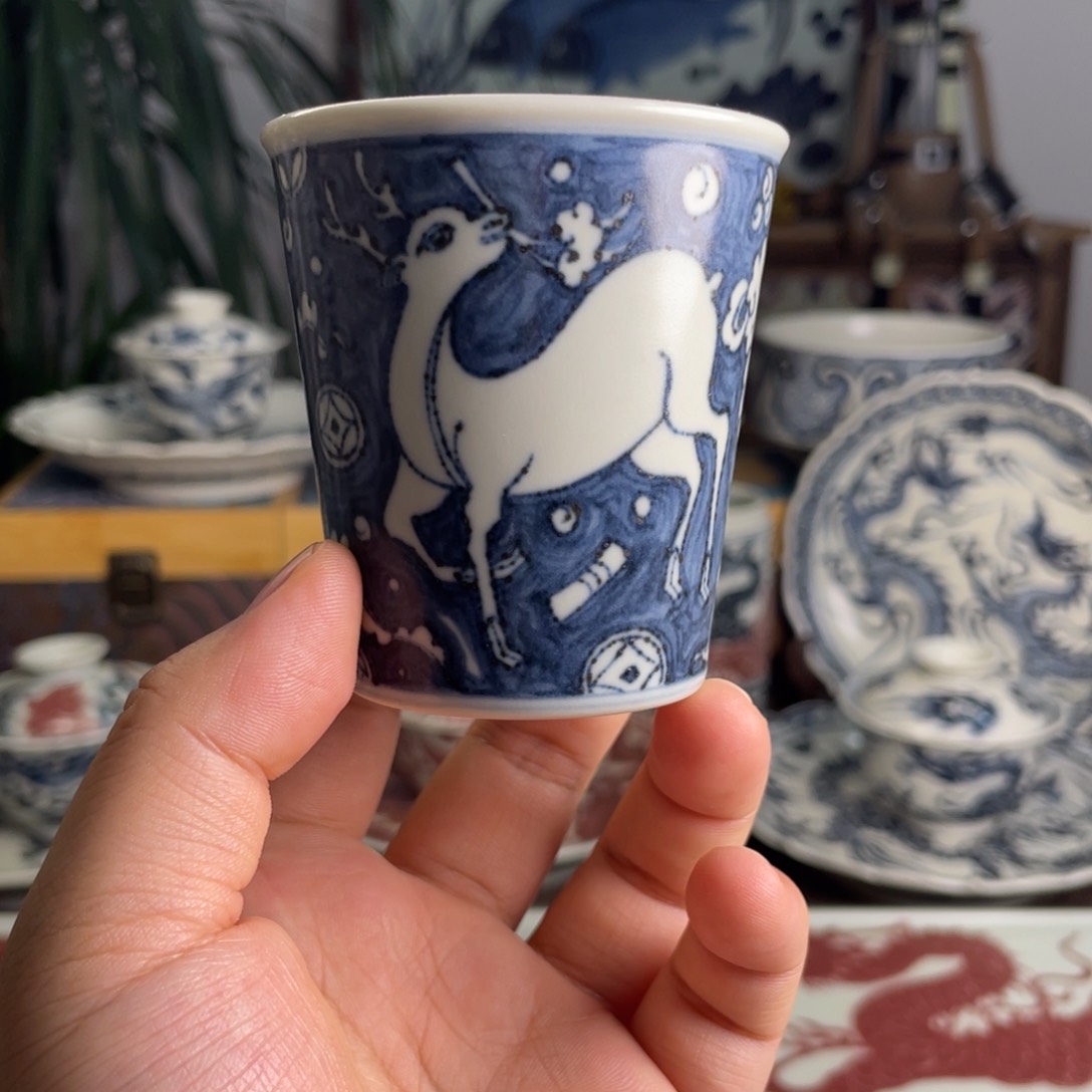 元青花杂宝鹿杯子微瑕