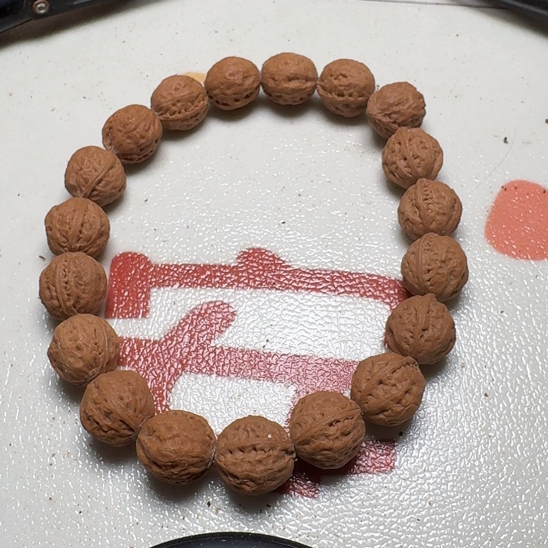 核桃手串/手链32号边18肚20高20