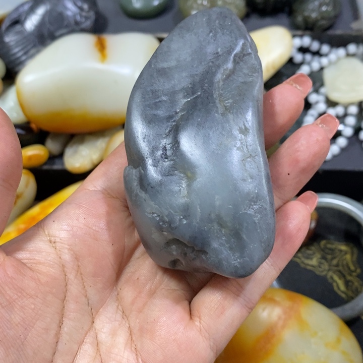 天***狗未镶嵌和田玉（糖玉）挂件
