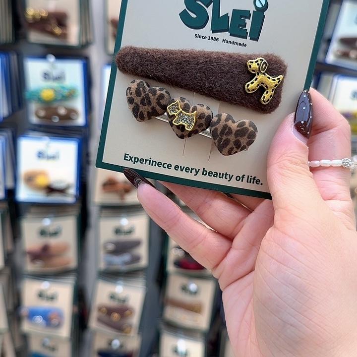 豹纹小狗鸭夹掰掰一对