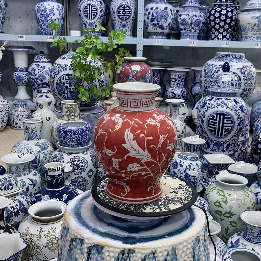 【闪购商品】摆件石榴瓶瓷器……………………………………