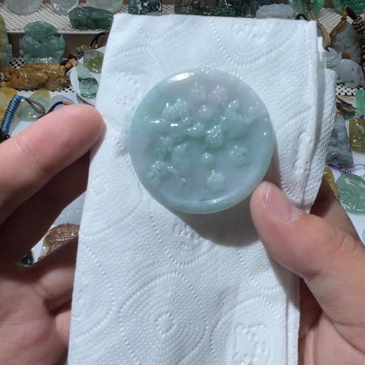 翡翠颈饰未镶嵌天然