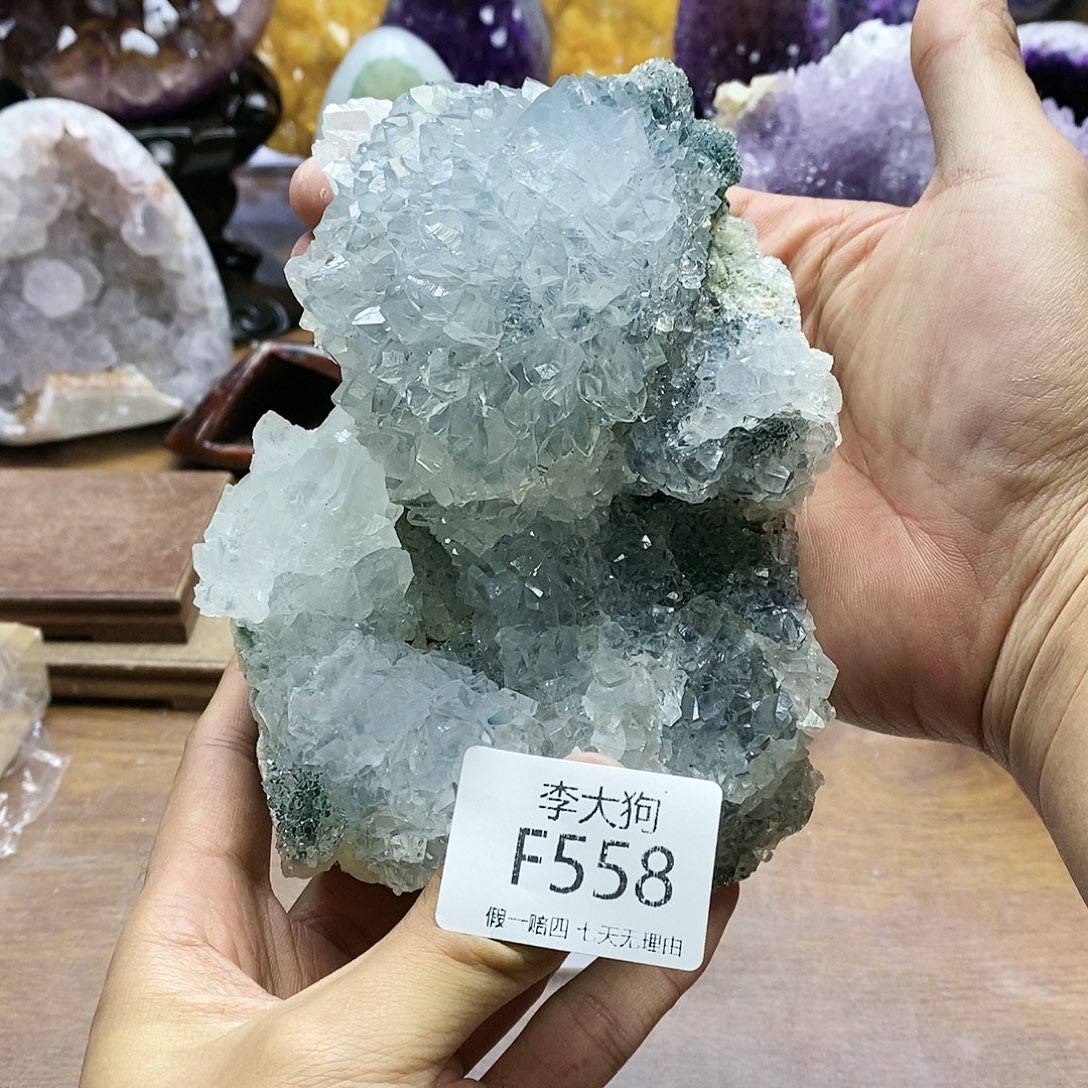 水***淼紫晶未镶嵌大型摆件（非配饰）