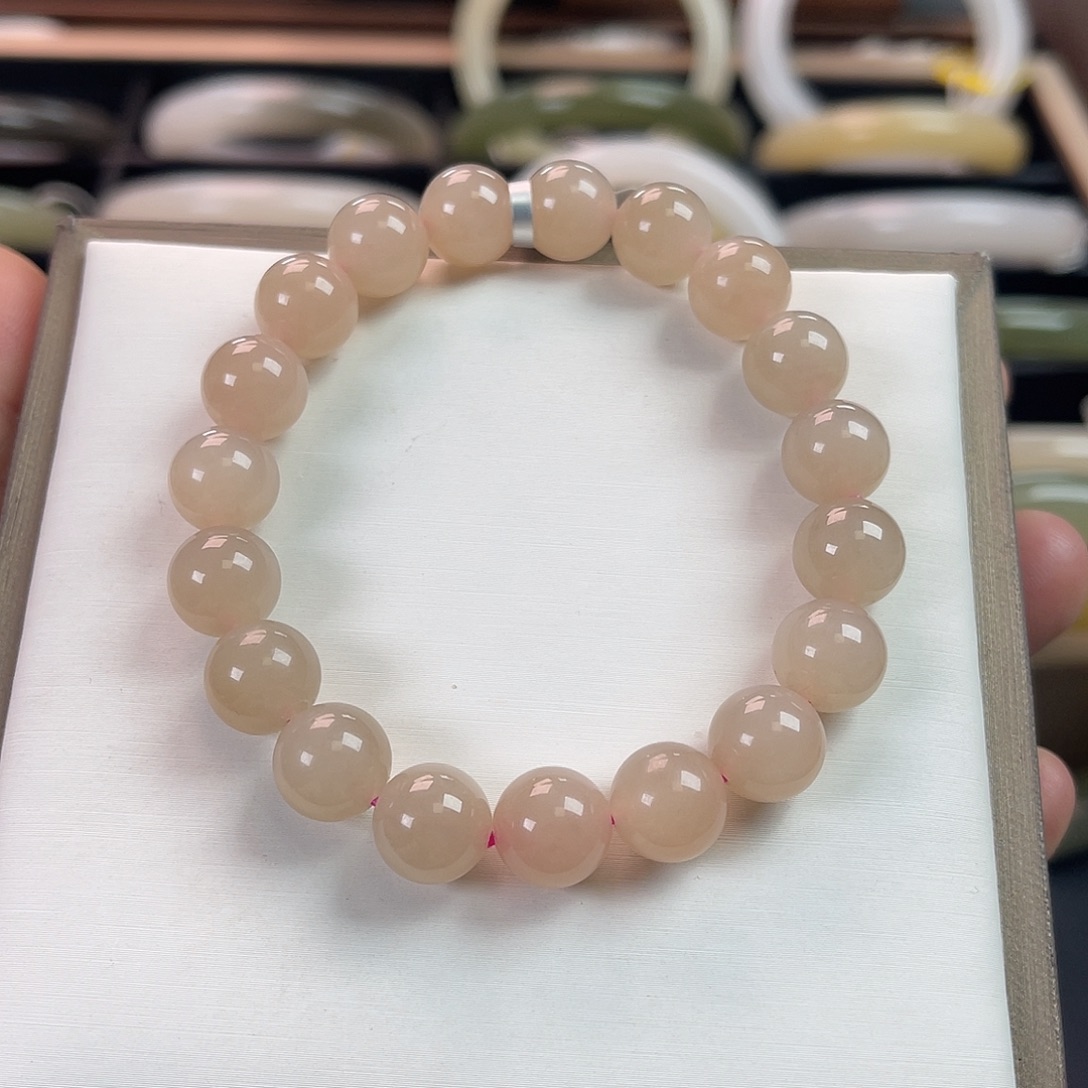 啊***朵和田玉未镶嵌手链