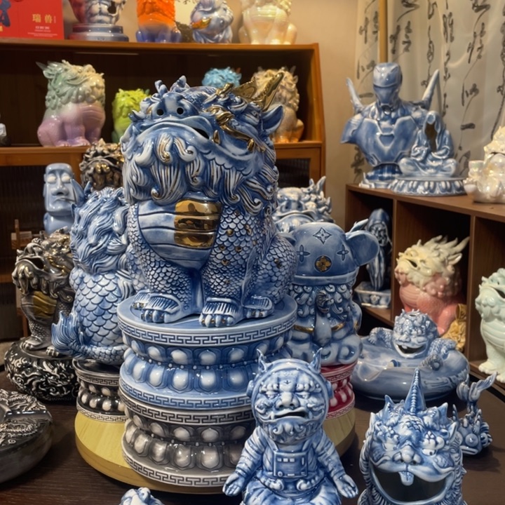 G***L瓷片摆件111111111