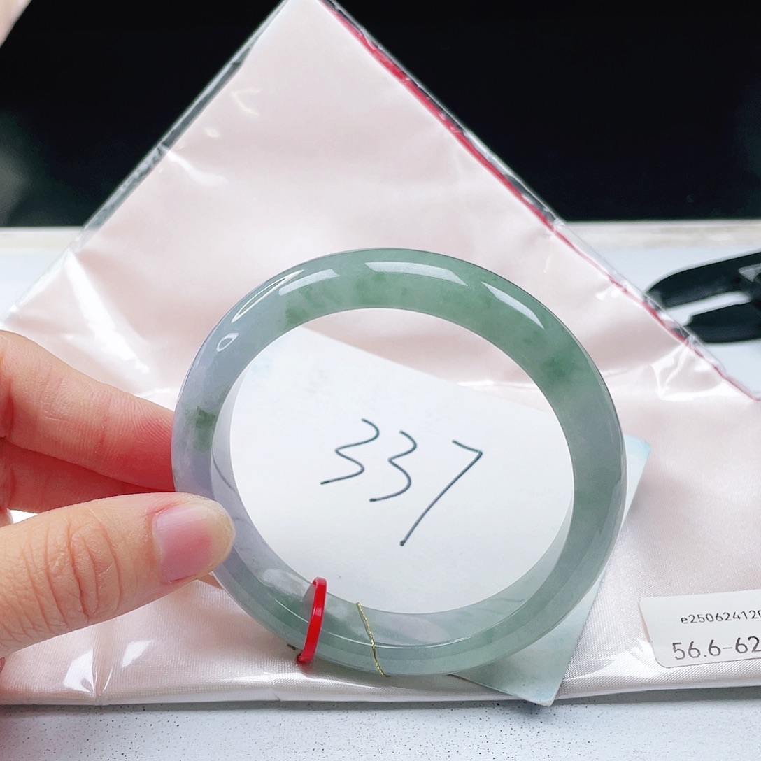 翡翠未镶嵌手镯56+正圈