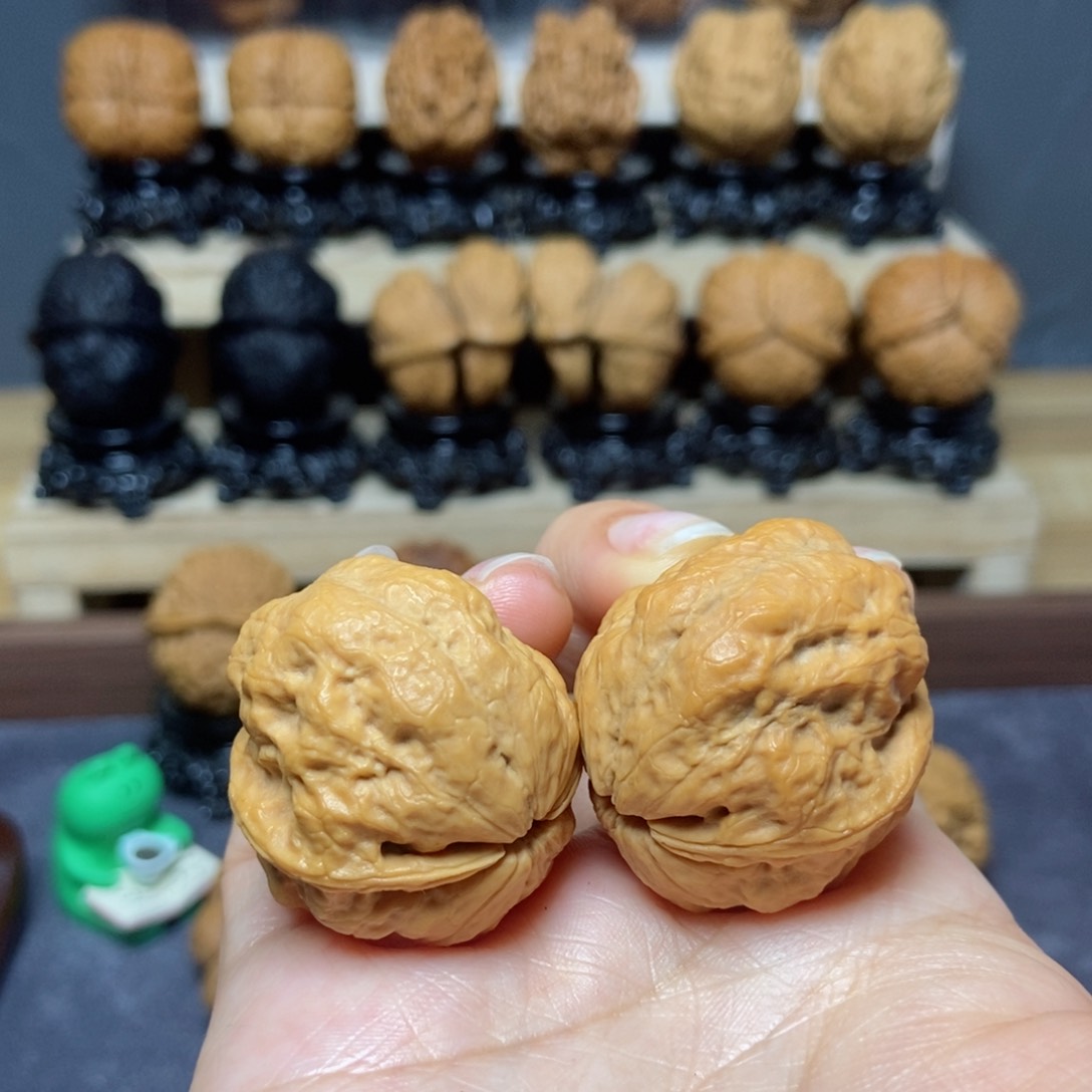 桃核把件3…………35mm