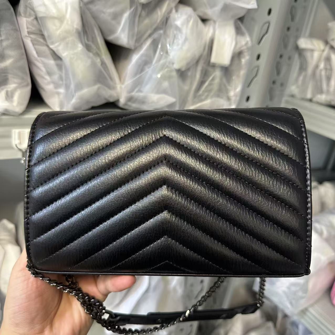 【A047】新款时尚轻奢单肩斜跨包包 黑