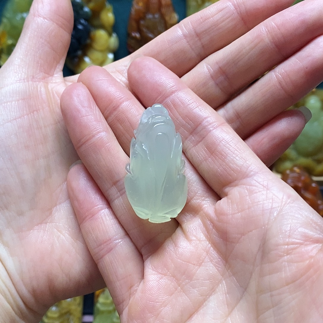 奔****岫玉未镶嵌吊坠(赠链)