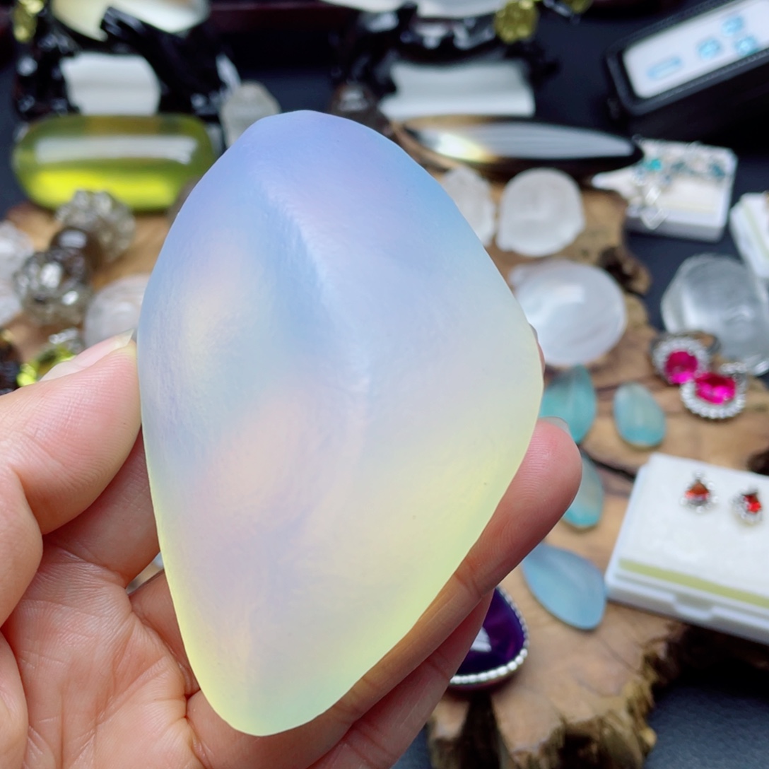 涛***花岗石铁合金原石